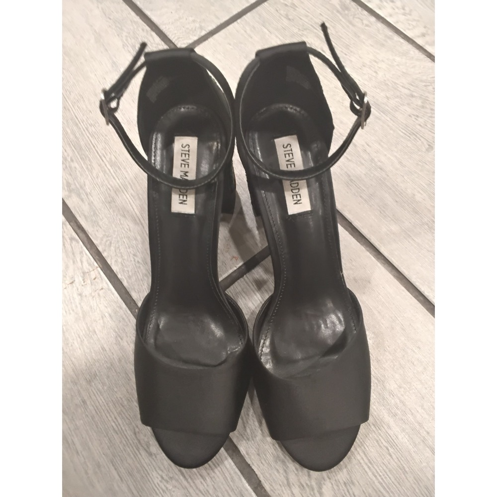 Steve Madden Merlys Black Satin Floral Embroidered Sequin Block Heel  9.5M - Picture 4 of 7